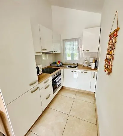 Apartment Apartment May Baska